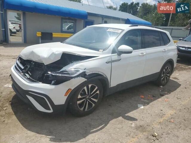 Белый Фольксваген Тигуан, объемом двигателя 2 л и пробегом 17 тыс. км за 19900 $, фото 1 на Automoto.ua