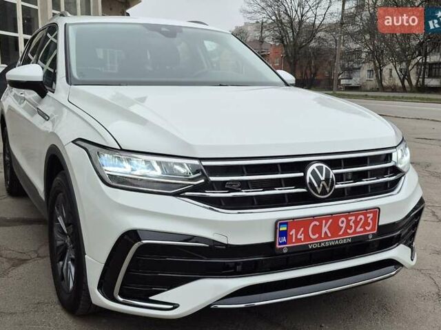 Білий Фольксваген Тігуан, об'ємом двигуна 2.01 л та пробігом 15 тис. км за 27700 $, фото 6 на Automoto.ua
