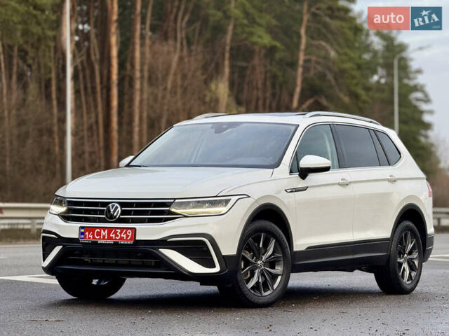 Белый Фольксваген Тигуан, объемом двигателя 1.98 л и пробегом 48 тыс. км за 26999 $, фото 10 на Automoto.ua