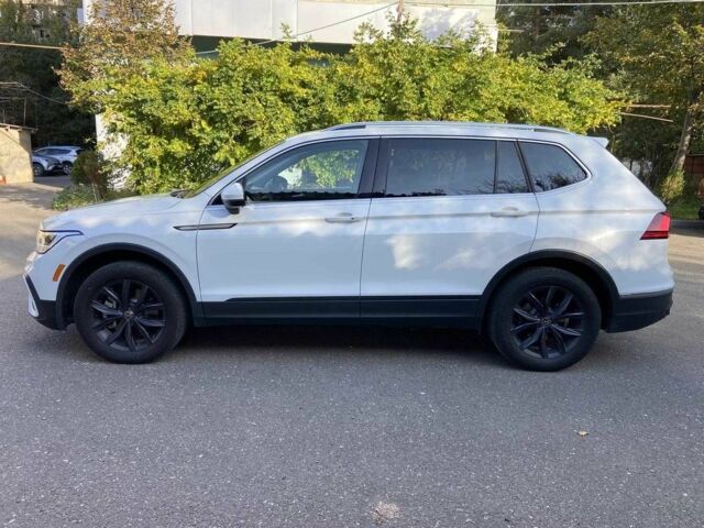 Белый Фольксваген Тигуан, объемом двигателя 2 л и пробегом 31 тыс. км за 16700 $, фото 1 на Automoto.ua