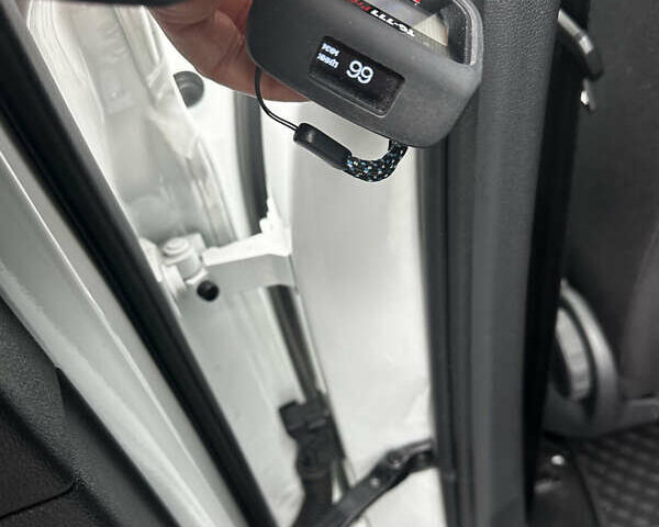 Белый Фольксваген Тигуан, объемом двигателя 1.98 л и пробегом 12 тыс. км за 39000 $, фото 53 на Automoto.ua