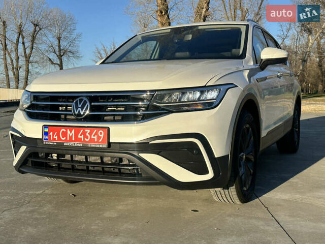 Белый Фольксваген Тигуан, объемом двигателя 1.98 л и пробегом 48 тыс. км за 25900 $, фото 13 на Automoto.ua