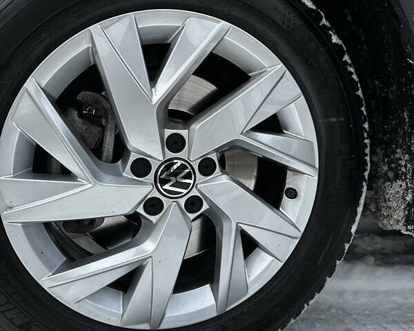 Белый Фольксваген Тигуан, объемом двигателя 1.98 л и пробегом 12 тыс. км за 39000 $, фото 43 на Automoto.ua