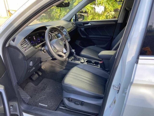 Белый Фольксваген Тигуан, объемом двигателя 2 л и пробегом 31 тыс. км за 16700 $, фото 8 на Automoto.ua