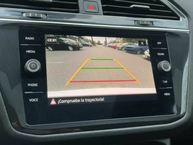 Білий Фольксваген Тігуан, об'ємом двигуна 2 л та пробігом 28 тис. км за 16400 $, фото 10 на Automoto.ua