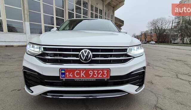 Білий Фольксваген Тігуан, об'ємом двигуна 2.01 л та пробігом 15 тис. км за 27700 $, фото 14 на Automoto.ua