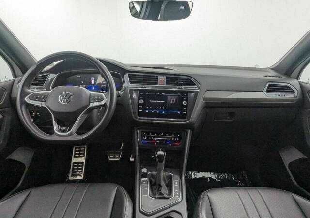 Белый Фольксваген Тигуан, объемом двигателя 2 л и пробегом 9 тыс. км за 8600 $, фото 8 на Automoto.ua