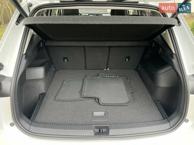 Білий Фольксваген Тігуан, об'ємом двигуна 2 л та пробігом 22 тис. км за 47900 $, фото 49 на Automoto.ua