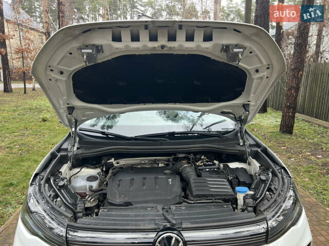 Білий Фольксваген Тігуан, об'ємом двигуна 2 л та пробігом 22 тис. км за 47900 $, фото 55 на Automoto.ua