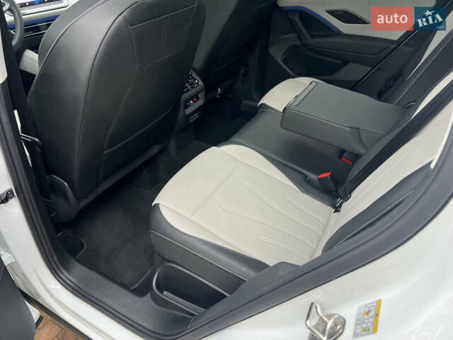 Білий Фольксваген Тігуан, об'ємом двигуна 2 л та пробігом 22 тис. км за 47900 $, фото 114 на Automoto.ua