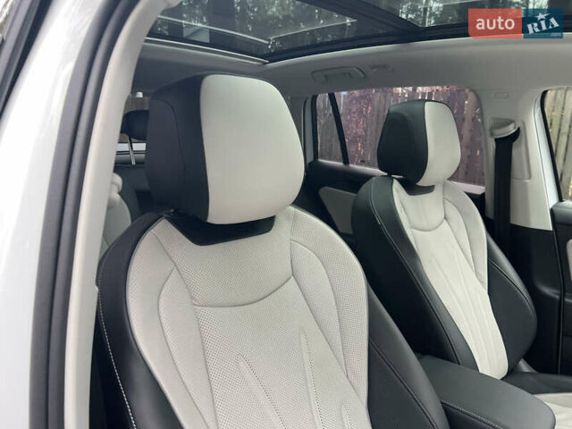 Білий Фольксваген Тігуан, об'ємом двигуна 2 л та пробігом 22 тис. км за 47900 $, фото 145 на Automoto.ua