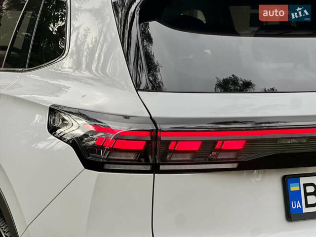 Білий Фольксваген Тігуан, об'ємом двигуна 2 л та пробігом 22 тис. км за 47900 $, фото 34 на Automoto.ua