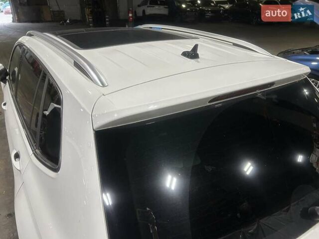 Белый Фольксваген Тигуан, объемом двигателя 1.98 л и пробегом 38 тыс. км за 22999 $, фото 9 на Automoto.ua