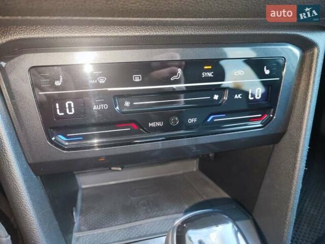 Белый Фольксваген Тигуан, объемом двигателя 1.98 л и пробегом 10 тыс. км за 28500 $, фото 30 на Automoto.ua