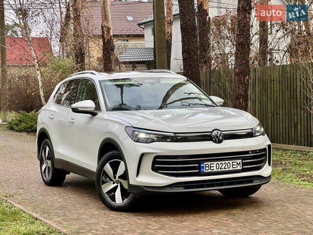 Білий Фольксваген Тігуан, об'ємом двигуна 2 л та пробігом 22 тис. км за 47900 $, фото 7 на Automoto.ua