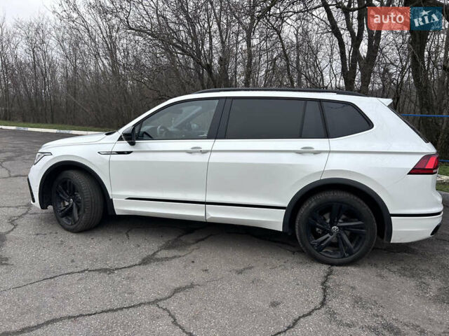 Белый Фольксваген Тигуан, объемом двигателя 1.98 л и пробегом 28 тыс. км за 28500 $, фото 11 на Automoto.ua