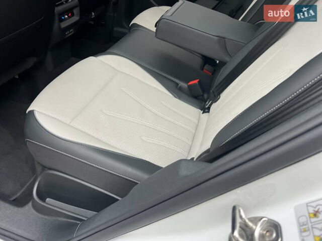 Білий Фольксваген Тігуан, об'ємом двигуна 2 л та пробігом 22 тис. км за 47900 $, фото 121 на Automoto.ua