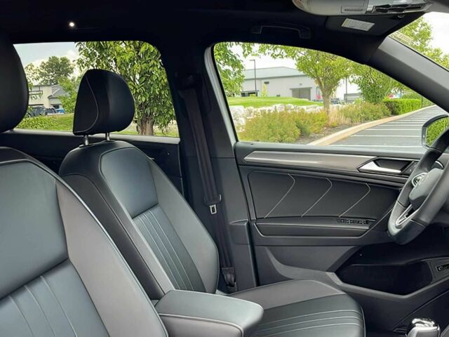 Белый Фольксваген Тигуан, объемом двигателя 2 л и пробегом 12 тыс. км за 14500 $, фото 10 на Automoto.ua