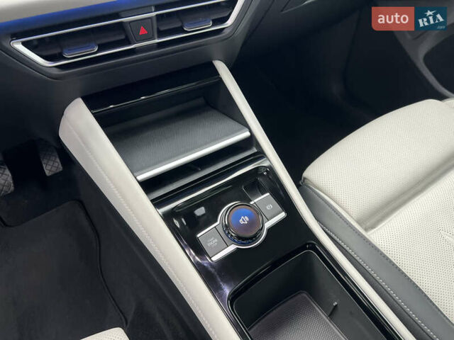 Білий Фольксваген Тігуан, об'ємом двигуна 2 л та пробігом 22 тис. км за 47900 $, фото 84 на Automoto.ua