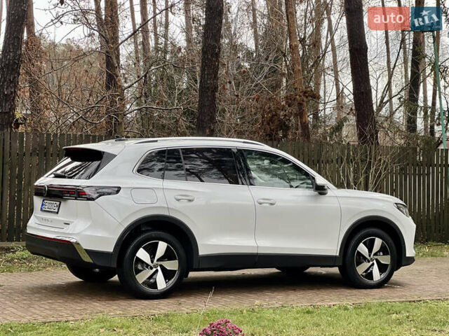 Білий Фольксваген Тігуан, об'ємом двигуна 2 л та пробігом 22 тис. км за 47900 $, фото 37 на Automoto.ua