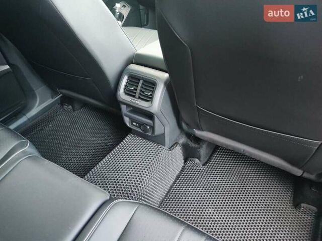 Белый Фольксваген Тигуан, объемом двигателя 1.98 л и пробегом 10 тыс. км за 28500 $, фото 21 на Automoto.ua