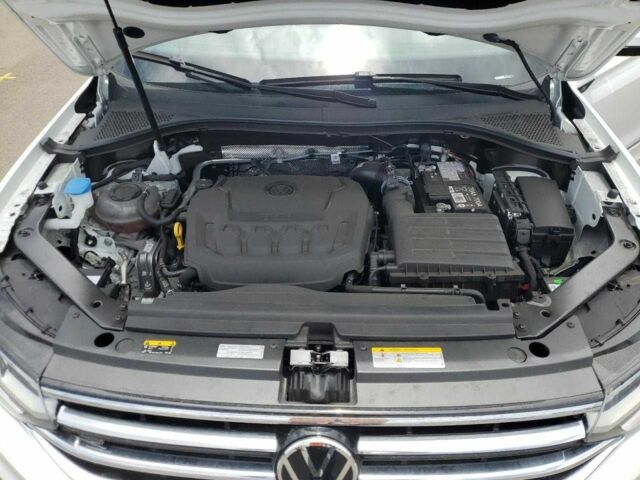 Белый Фольксваген Тигуан, объемом двигателя 2 л и пробегом 11 тыс. км за 8300 $, фото 11 на Automoto.ua