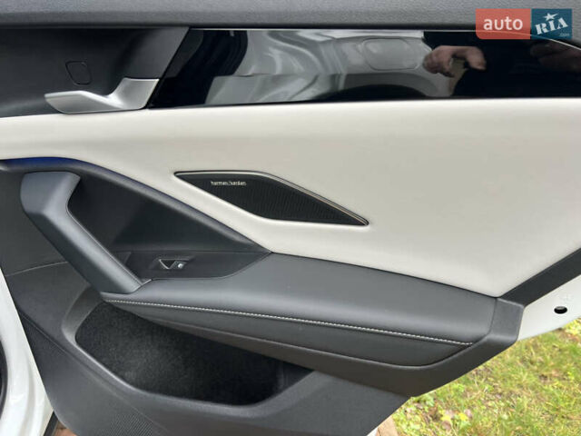 Білий Фольксваген Тігуан, об'ємом двигуна 2 л та пробігом 22 тис. км за 47900 $, фото 125 на Automoto.ua