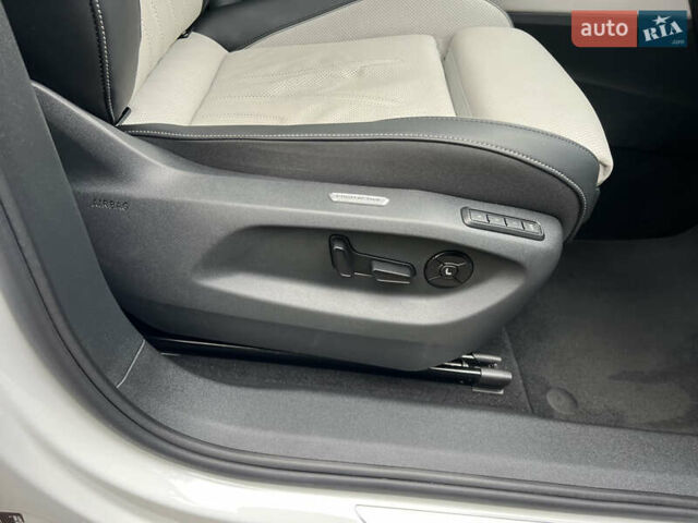 Білий Фольксваген Тігуан, об'ємом двигуна 2 л та пробігом 22 тис. км за 47900 $, фото 139 на Automoto.ua