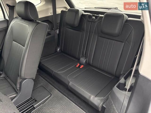 Білий Фольксваген Тігуан, об'ємом двигуна 1.98 л та пробігом 10 тис. км за 27000 $, фото 25 на Automoto.ua