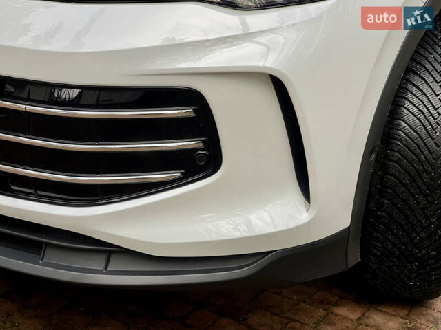 Білий Фольксваген Тігуан, об'ємом двигуна 2 л та пробігом 22 тис. км за 47900 $, фото 19 на Automoto.ua