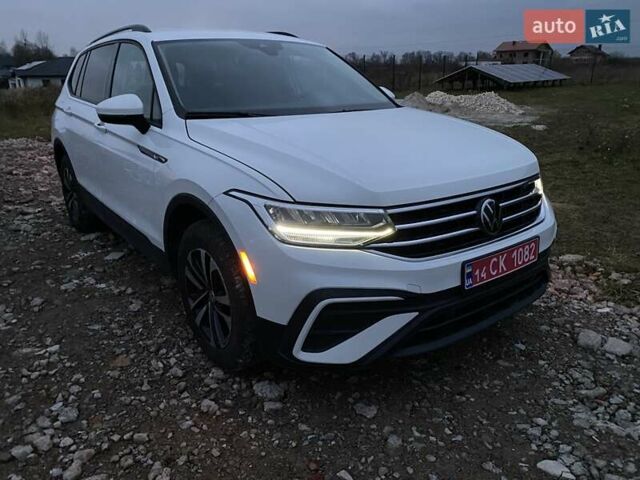 Белый Фольксваген Тигуан, объемом двигателя 2 л и пробегом 5 тыс. км за 24300 $, фото 38 на Automoto.ua