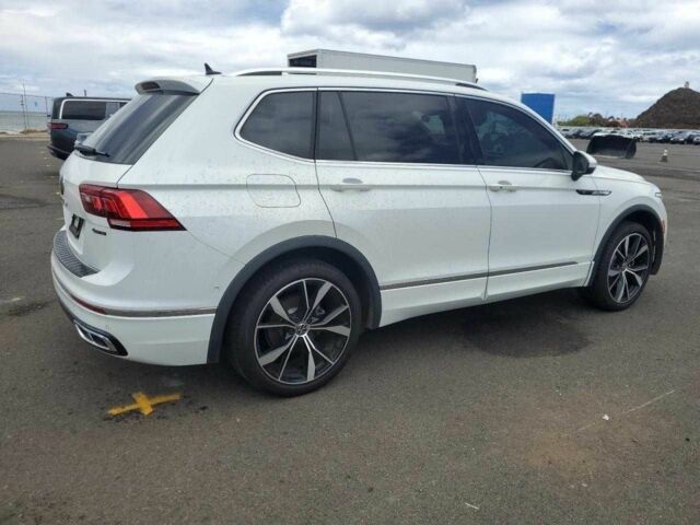 Белый Фольксваген Тигуан, объемом двигателя 2 л и пробегом 11 тыс. км за 8300 $, фото 2 на Automoto.ua