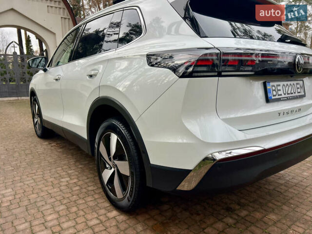 Білий Фольксваген Тігуан, об'ємом двигуна 2 л та пробігом 22 тис. км за 47900 $, фото 47 на Automoto.ua