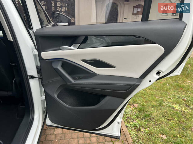 Білий Фольксваген Тігуан, об'ємом двигуна 2 л та пробігом 22 тис. км за 47900 $, фото 124 на Automoto.ua