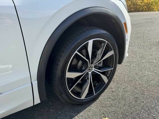 Білий Фольксваген Тігуан, об'ємом двигуна 2 л та пробігом 20 тис. км за 26000 $, фото 4 на Automoto.ua