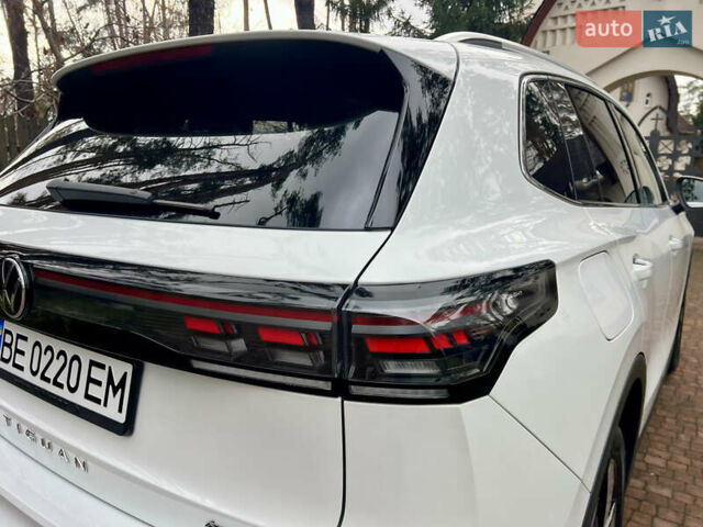 Білий Фольксваген Тігуан, об'ємом двигуна 2 л та пробігом 22 тис. км за 47900 $, фото 44 на Automoto.ua