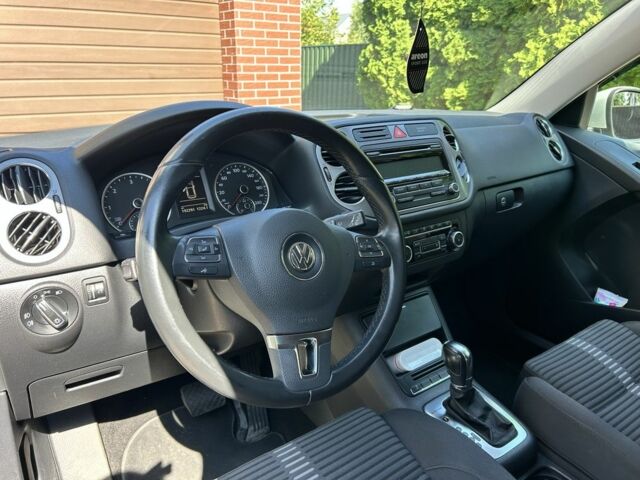 Бежевий Фольксваген Тігуан, об'ємом двигуна 2 л та пробігом 193 тис. км за 12300 $, фото 5 на Automoto.ua