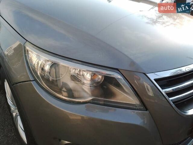 Бежевый Фольксваген Тигуан, объемом двигателя 1.98 л и пробегом 222 тыс. км за 10700 $, фото 9 на Automoto.ua