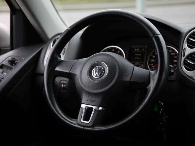 Бежевый Фольксваген Тигуан, объемом двигателя 2 л и пробегом 152 тыс. км за 10500 $, фото 13 на Automoto.ua