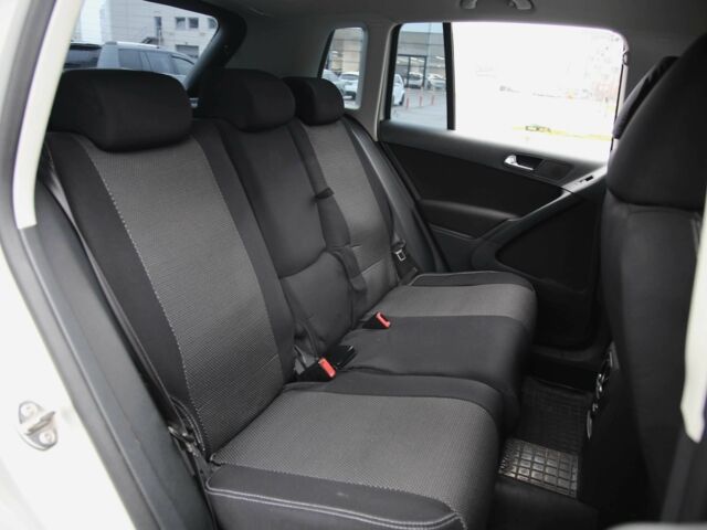 Бежевый Фольксваген Тигуан, объемом двигателя 2 л и пробегом 152 тыс. км за 10500 $, фото 8 на Automoto.ua