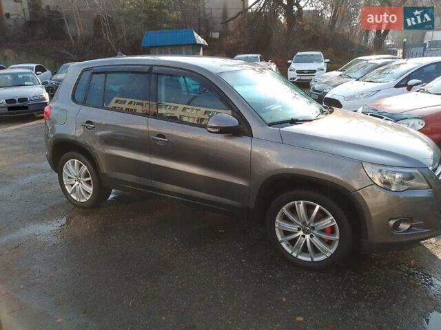 Бежевый Фольксваген Тигуан, объемом двигателя 1.98 л и пробегом 222 тыс. км за 10700 $, фото 2 на Automoto.ua