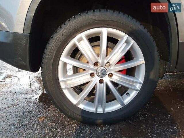 Бежевый Фольксваген Тигуан, объемом двигателя 1.98 л и пробегом 222 тыс. км за 10700 $, фото 10 на Automoto.ua