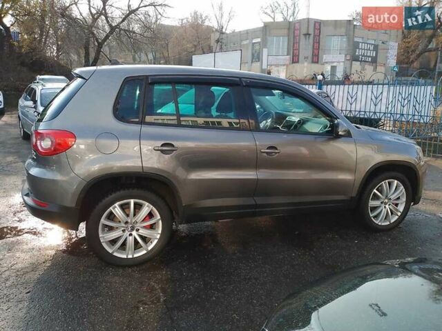 Бежевый Фольксваген Тигуан, объемом двигателя 1.98 л и пробегом 222 тыс. км за 10700 $, фото 1 на Automoto.ua