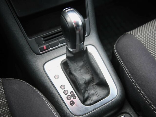 Бежевый Фольксваген Тигуан, объемом двигателя 2 л и пробегом 152 тыс. км за 10500 $, фото 17 на Automoto.ua