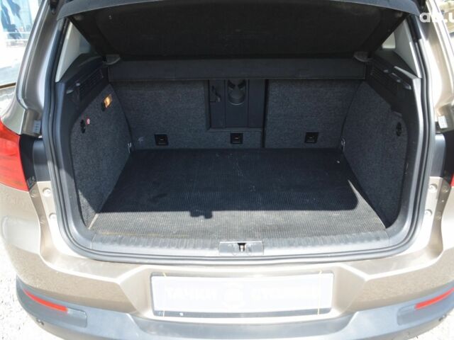 Бежевий Фольксваген Тігуан, об'ємом двигуна 1.4 л та пробігом 211 тис. км за 11500 $, фото 19 на Automoto.ua