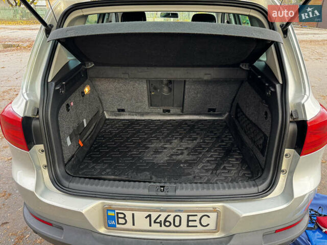 Бежевый Фольксваген Тигуан, объемом двигателя 1.97 л и пробегом 208 тыс. км за 12800 $, фото 11 на Automoto.ua