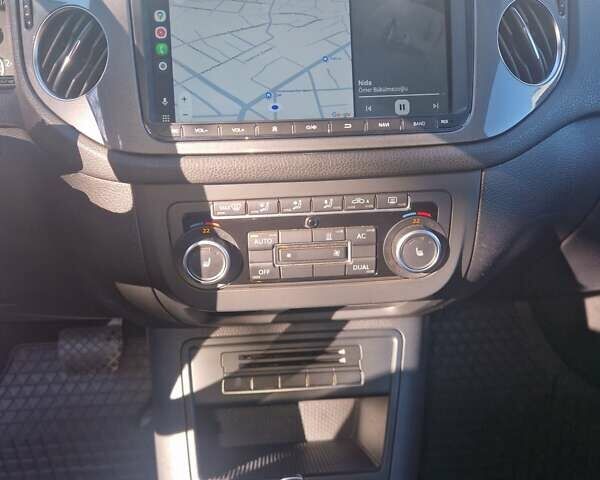 Бежевый Фольксваген Тигуан, объемом двигателя 1.97 л и пробегом 122 тыс. км за 14000 $, фото 14 на Automoto.ua