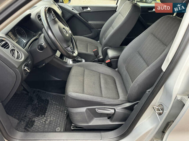 Бежевый Фольксваген Тигуан, объемом двигателя 1.97 л и пробегом 208 тыс. км за 12800 $, фото 21 на Automoto.ua