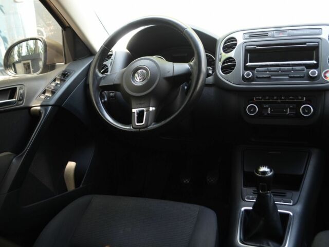 Бежевий Фольксваген Тігуан, об'ємом двигуна 1.4 л та пробігом 211 тис. км за 11500 $, фото 7 на Automoto.ua