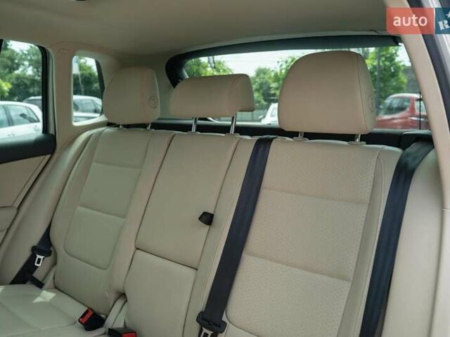 Бежевый Фольксваген Тигуан, объемом двигателя 1.98 л и пробегом 197 тыс. км за 12300 $, фото 25 на Automoto.ua